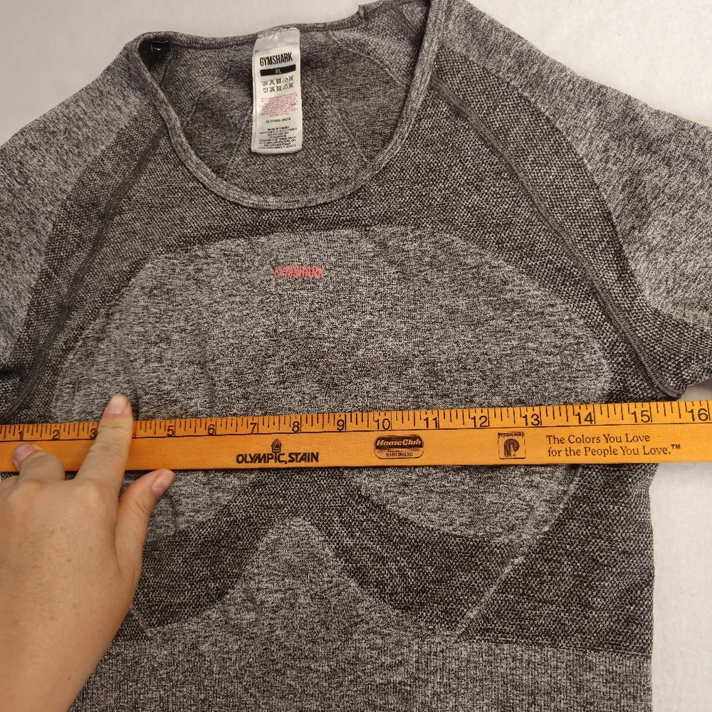 Gymshark Crop Top (grey & pink) XL - Picture 6 of 10